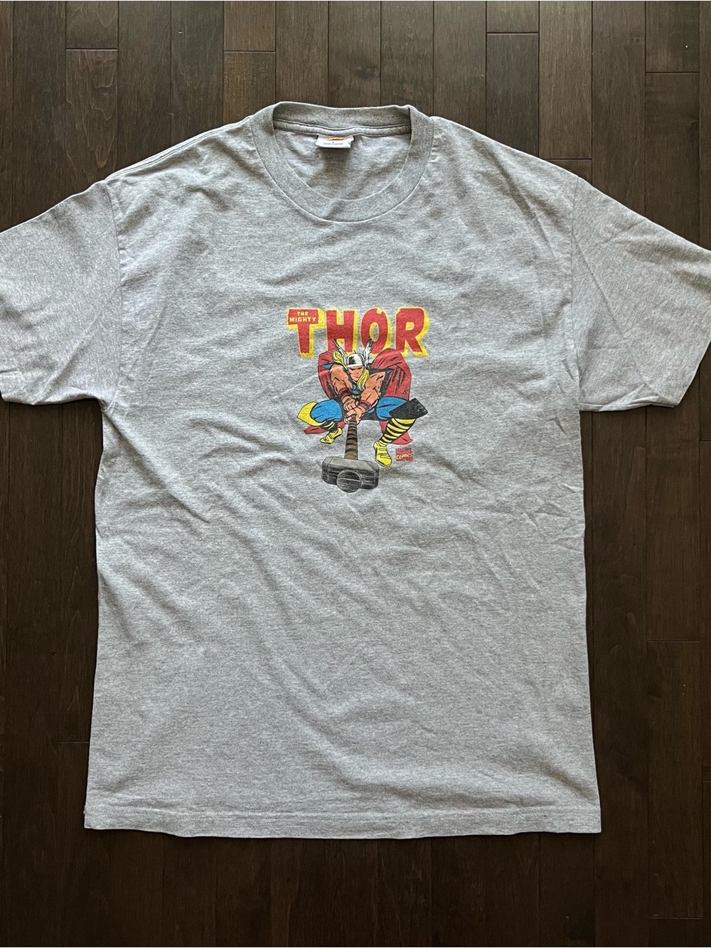 Vintage 90s or 2000s Thor Graphic Tee - Gray Men's T-Shirt